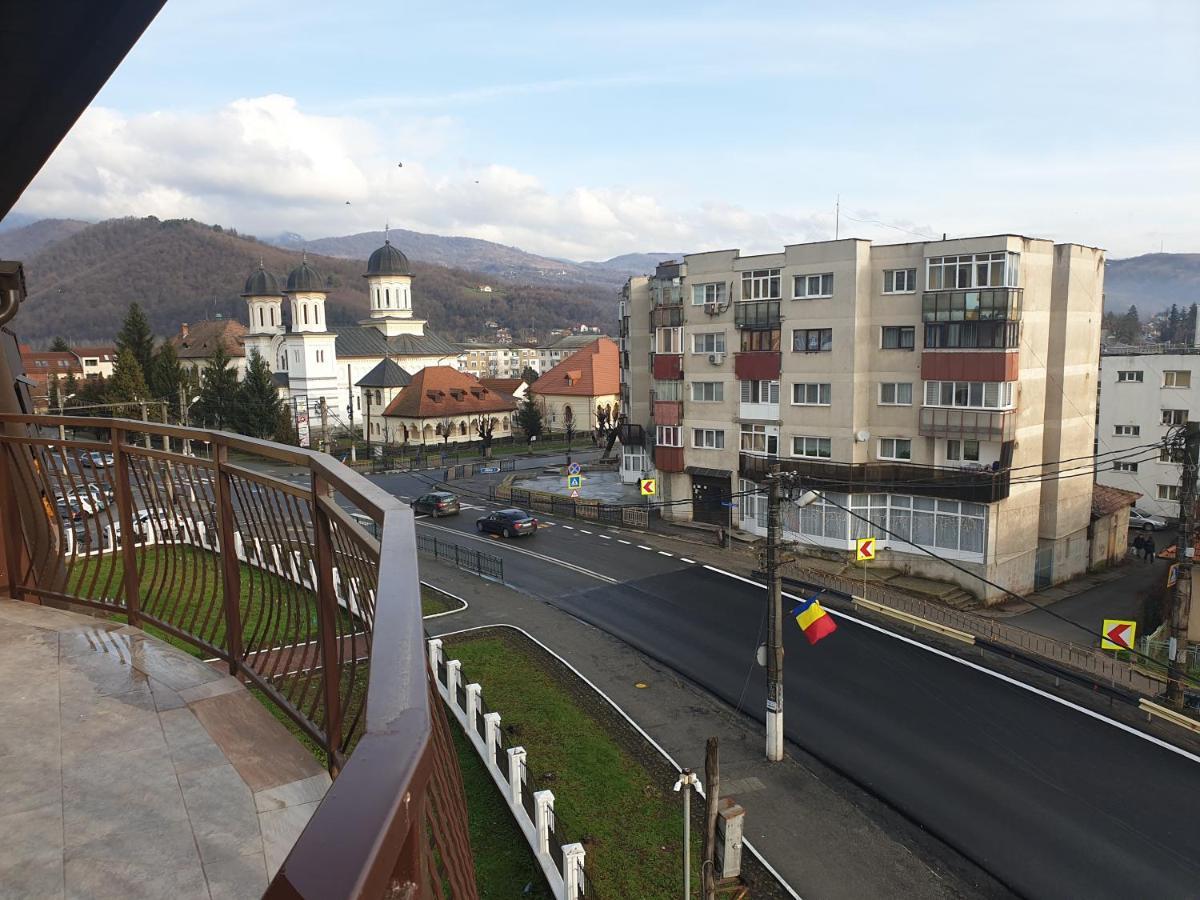 Pensiunea El Ryo Călimăneşti Eksteriør bilde